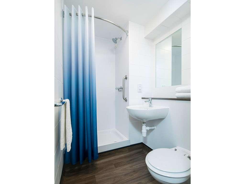 Travelodge Chester Warrington Road 部屋 写真