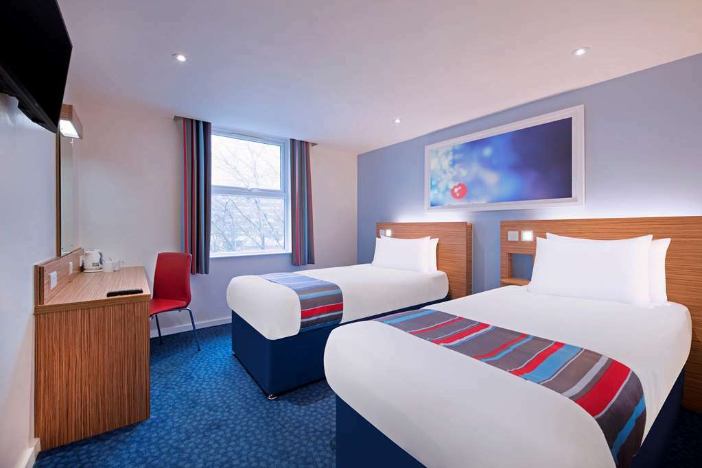 Travelodge Chester Warrington Road 部屋 写真
